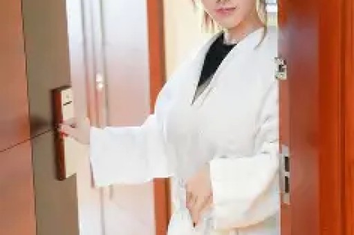 别吹了！三亚盛典网红生图一个比一个惨姚安娜却靠真实圈粉无数